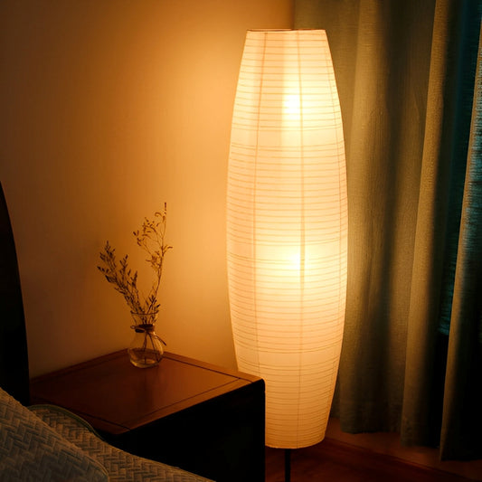Selene – Lampe sur pied minimaliste