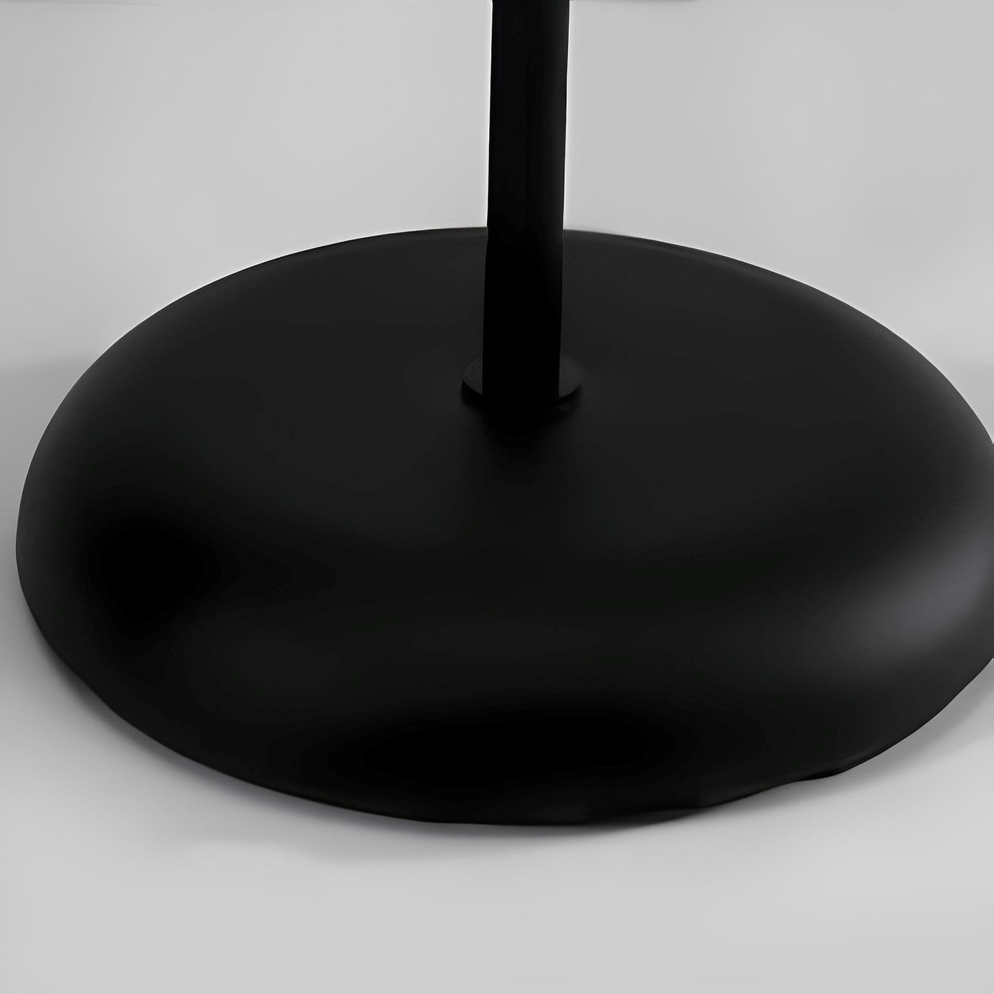 Selene – Lampe sur pied minimaliste