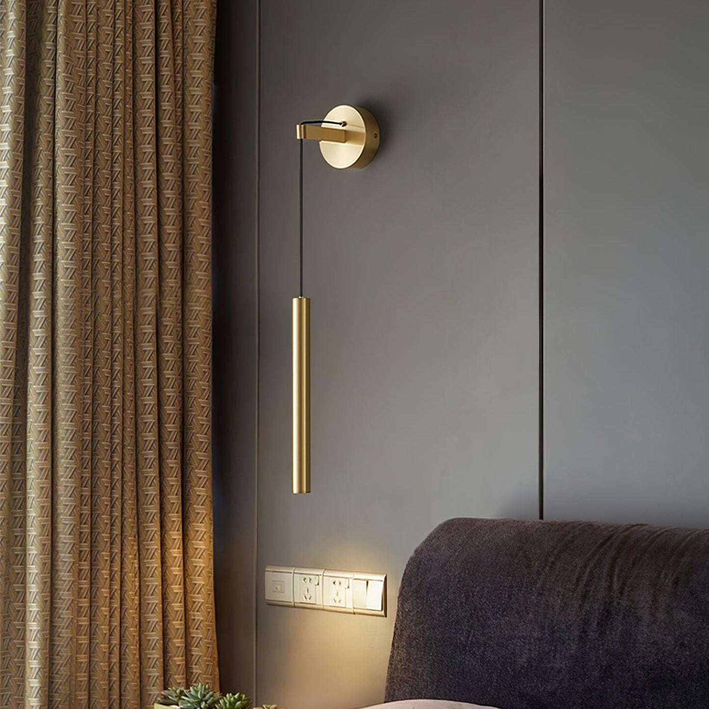 Naira – Lampe Murale Créative avec Finition en Bois