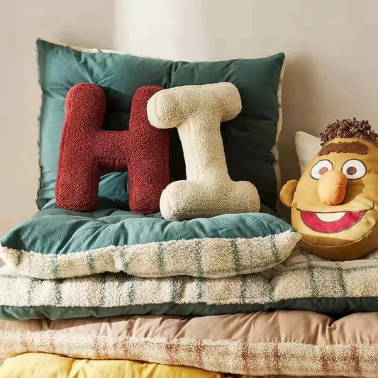 Ari – Coussins Lettres Doux pour la Maison