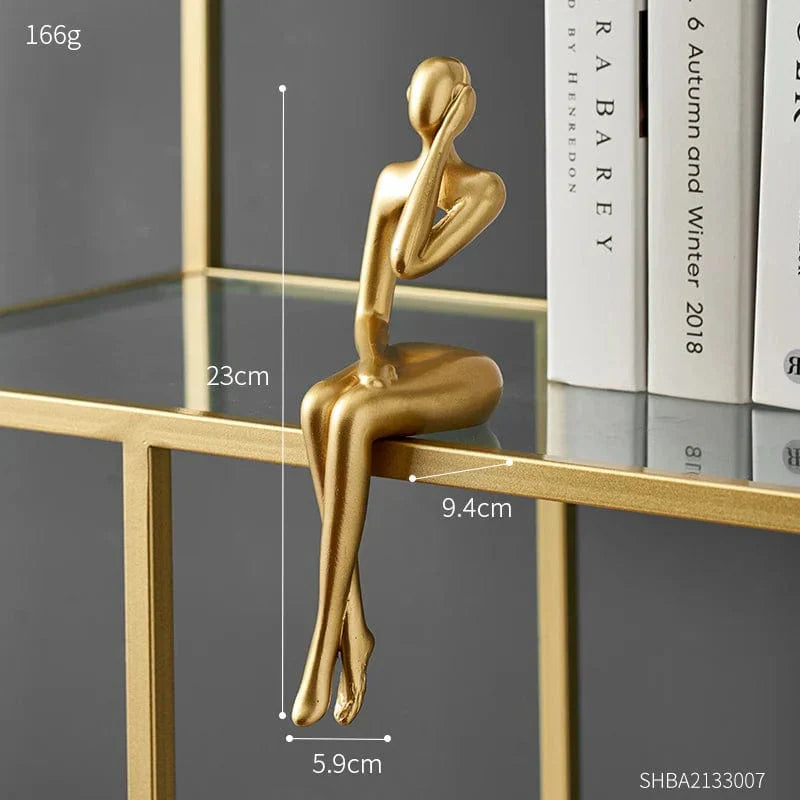 Reina – Sculpture Assise