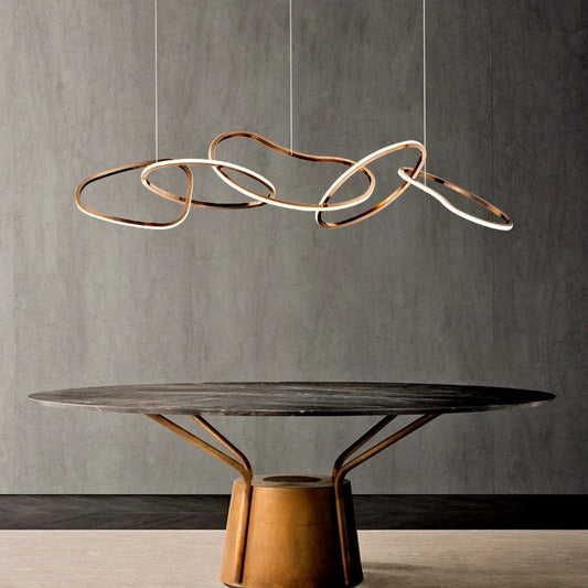 Reina – Suspension minimaliste postmoderne