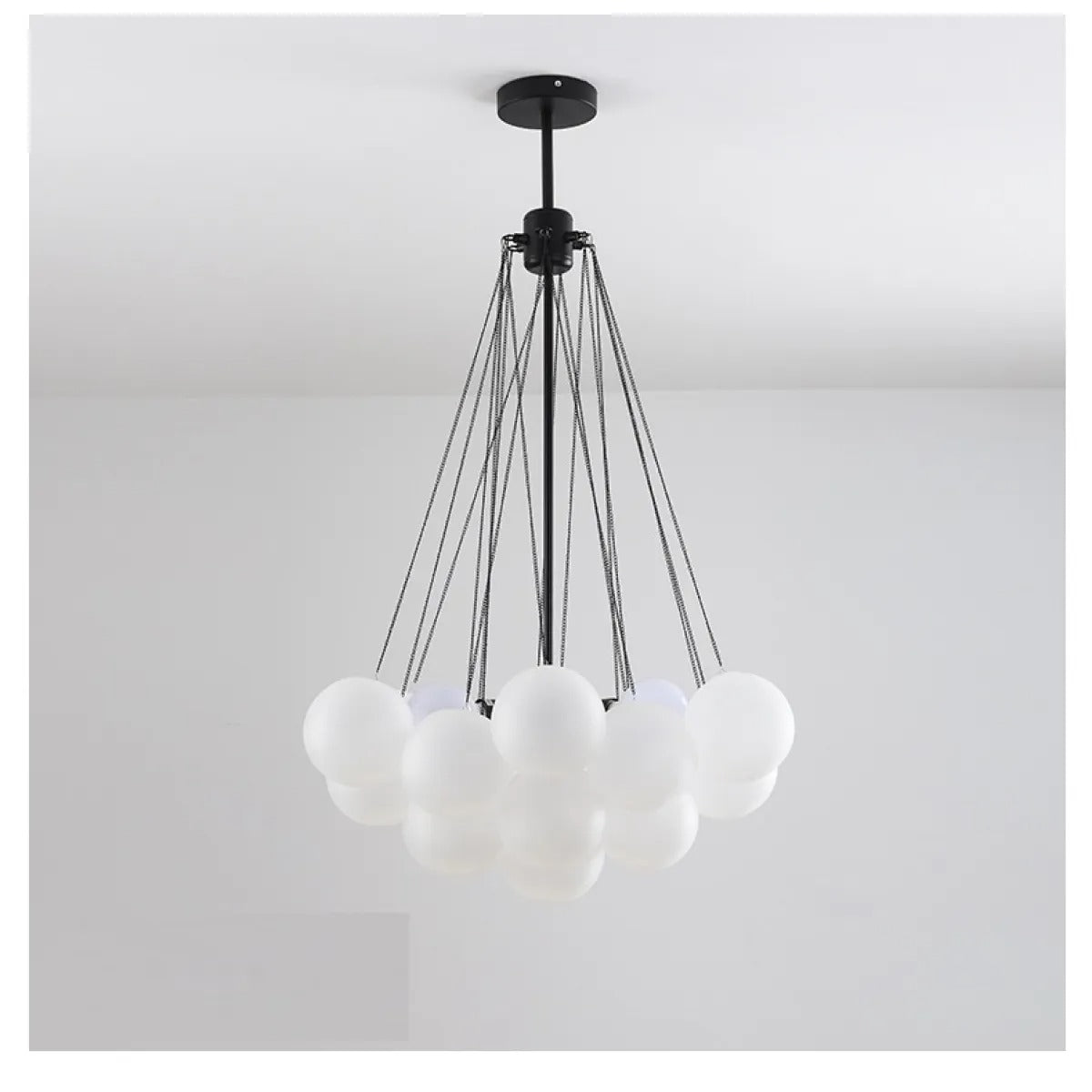 Elly – Suspension créative en boule de verre de luxe