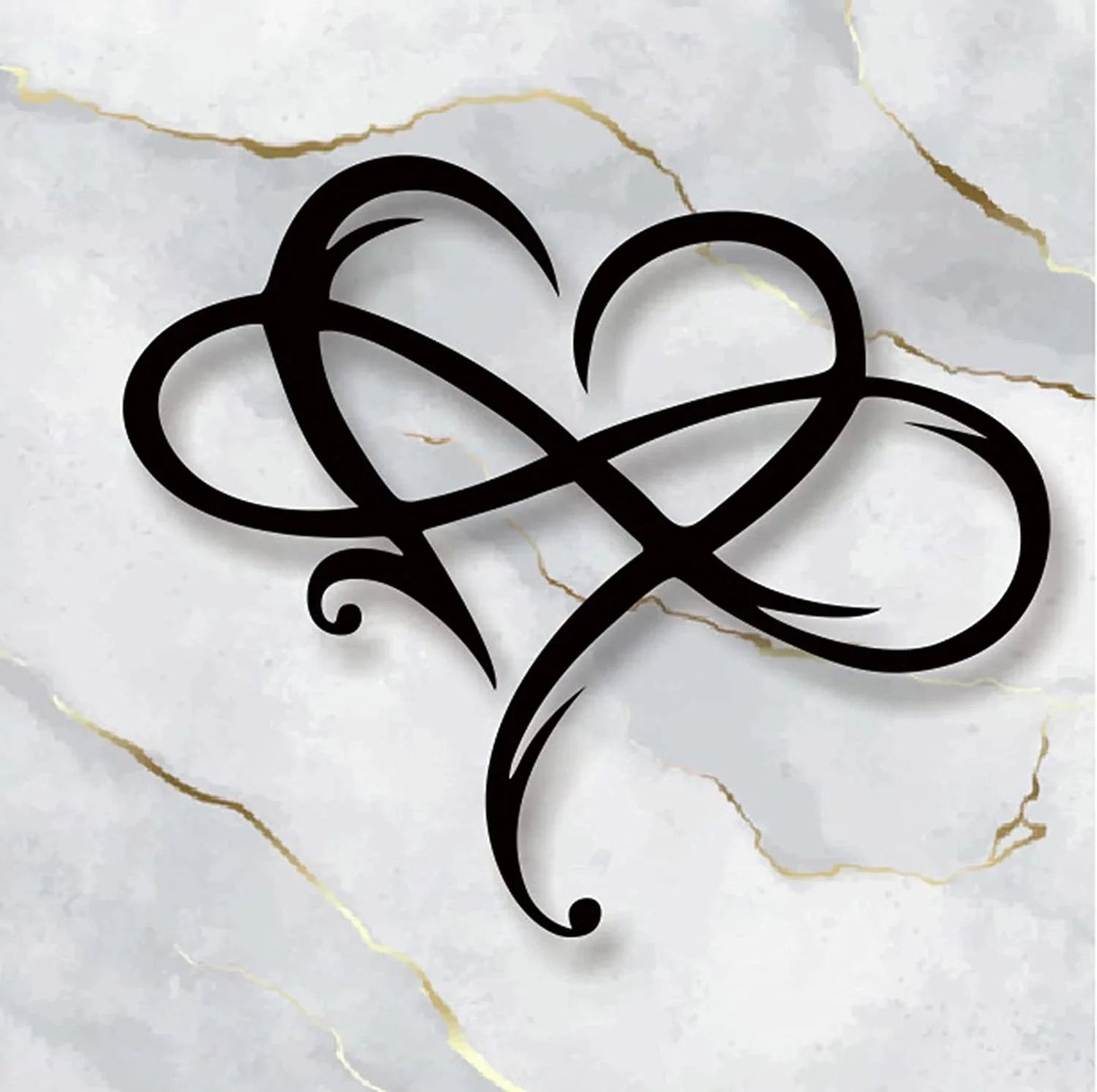 Amira – Décoration murale en forme de cœur