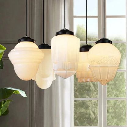 ÉclatVerre – Suspension vintage en verre sculpté au design géométrique