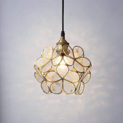 FleurVerre – Suspension florale en verre soufflé délicat