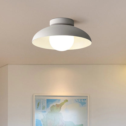 Nila – Lampe Minimaliste en Métal