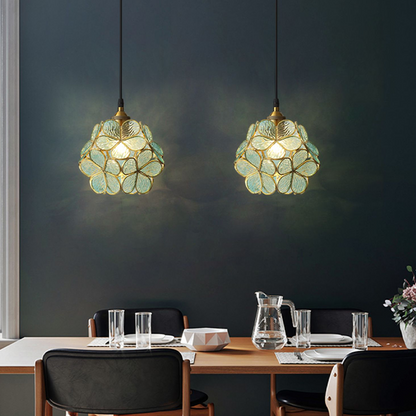 FleurVerre – Suspension florale en verre soufflé délicat