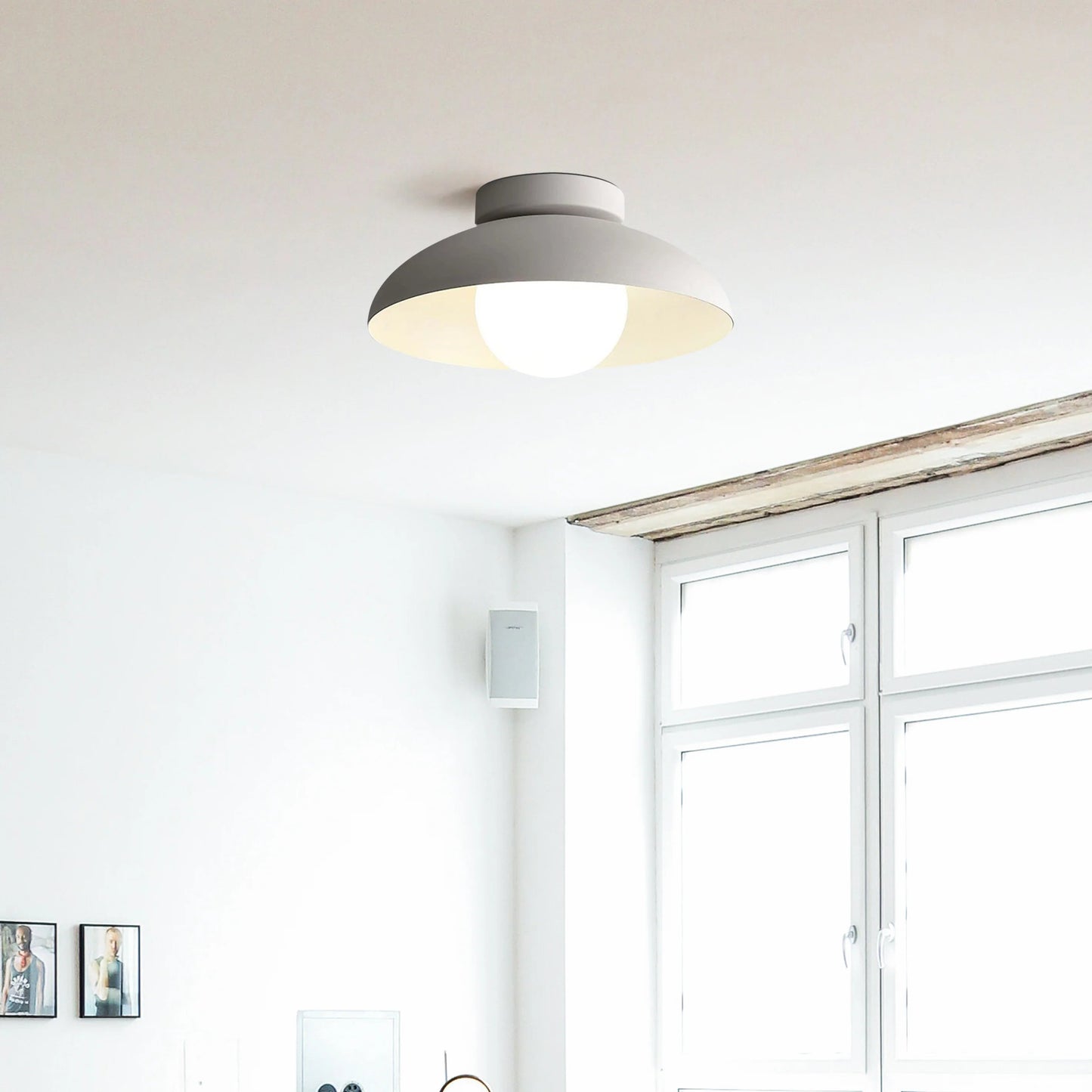 Nila – Lampe Minimaliste en Métal
