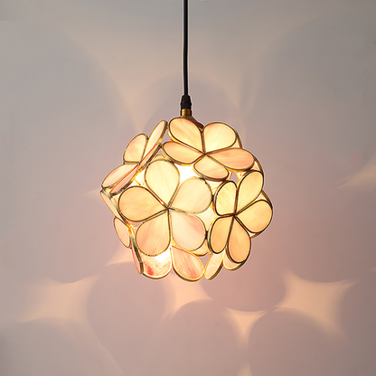 FleurVerre – Suspension florale en verre soufflé délicat