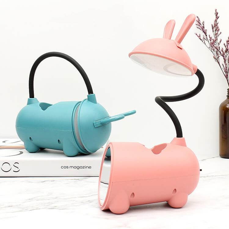 LumiFawn – Lampe de bureau LED moderne avec chargement USB