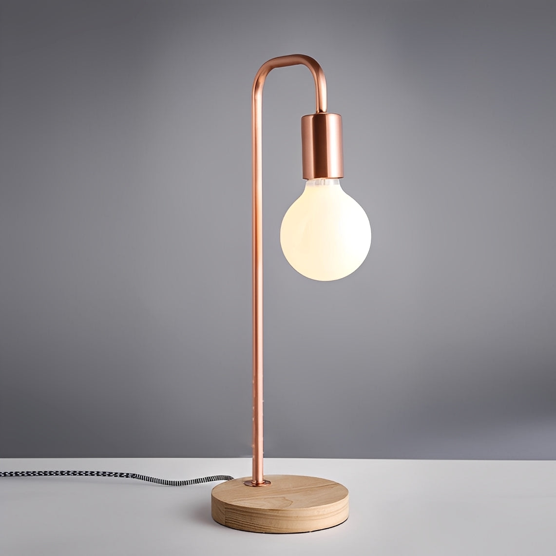 Arvid – Lampe de Table Rétro Moderne