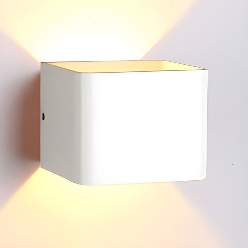 Marek – Applique Murale Minimaliste