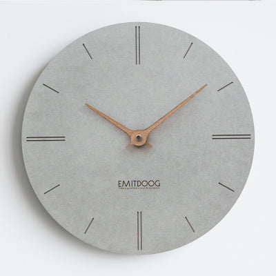 Skye – Horloge Murale Nordique Grise