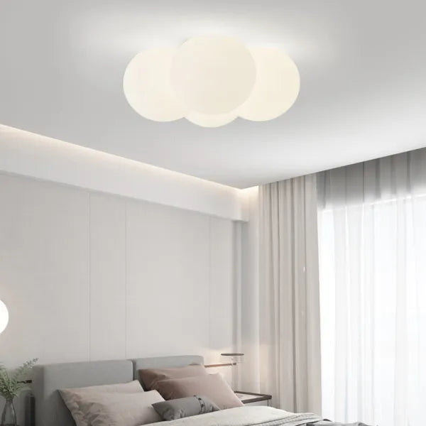 NuageLumière – Plafonnier flottant au design vaporeux