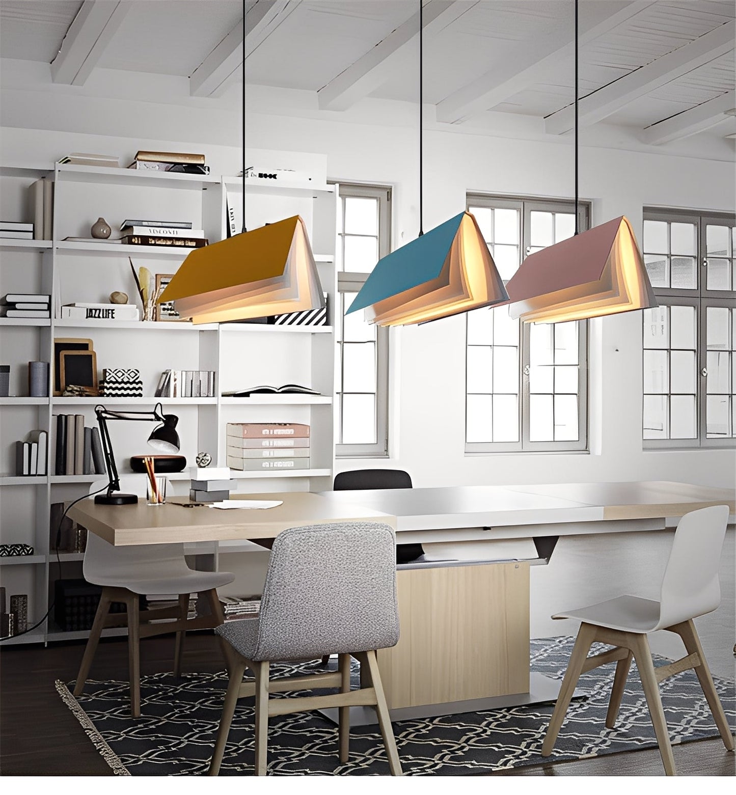 Anouk – Élégante Suspension Minimaliste