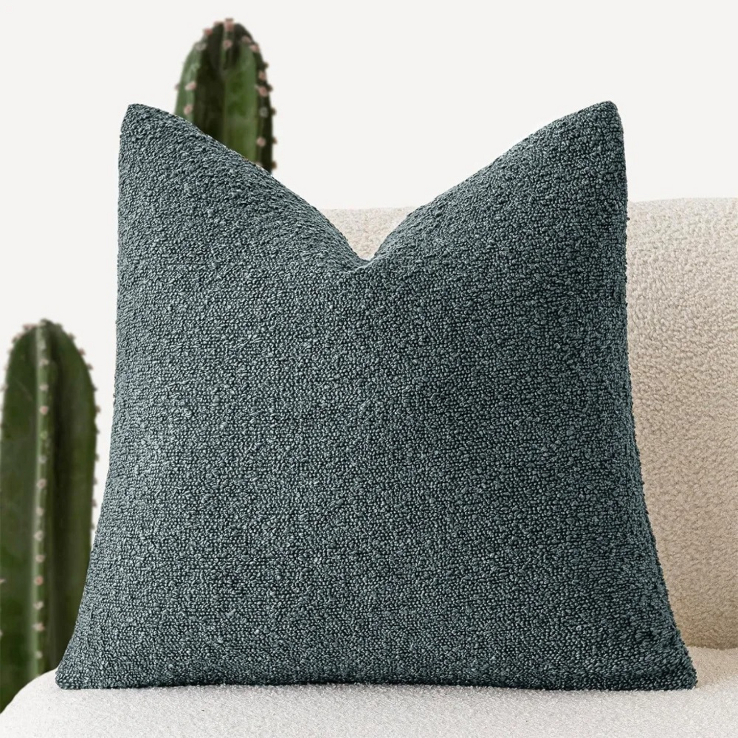 Mira – Douces Housses de Coussin Bouclé