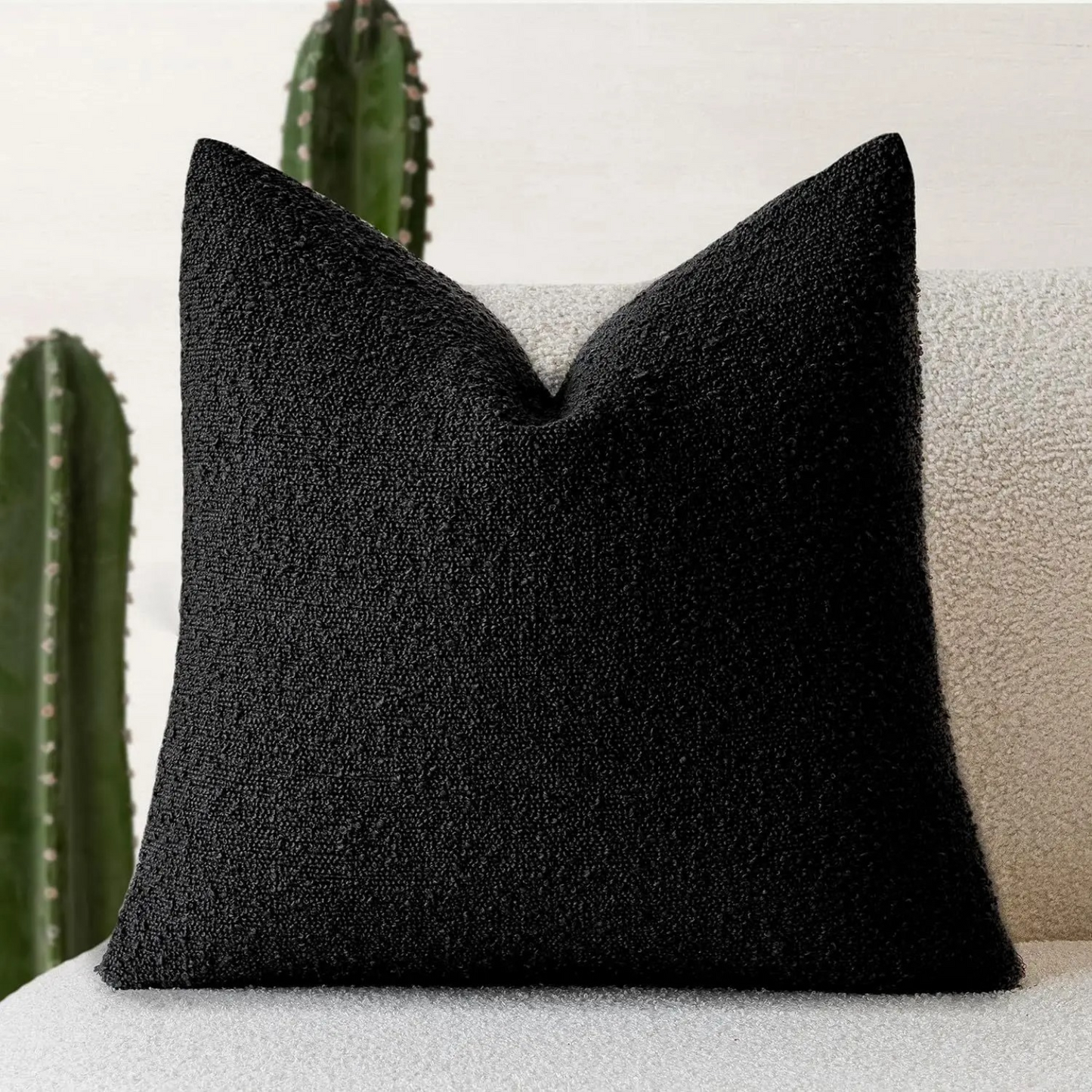 Mira – Douces Housses de Coussin Bouclé