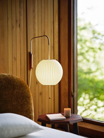 Isolde – Lampe Murale Créative en Soie