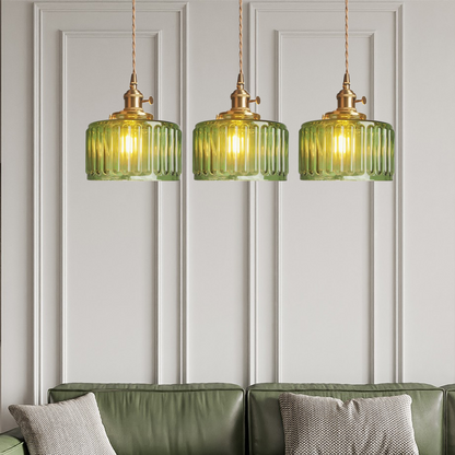 RetroLume – Klassische Tischlampe im Vintage-Design
