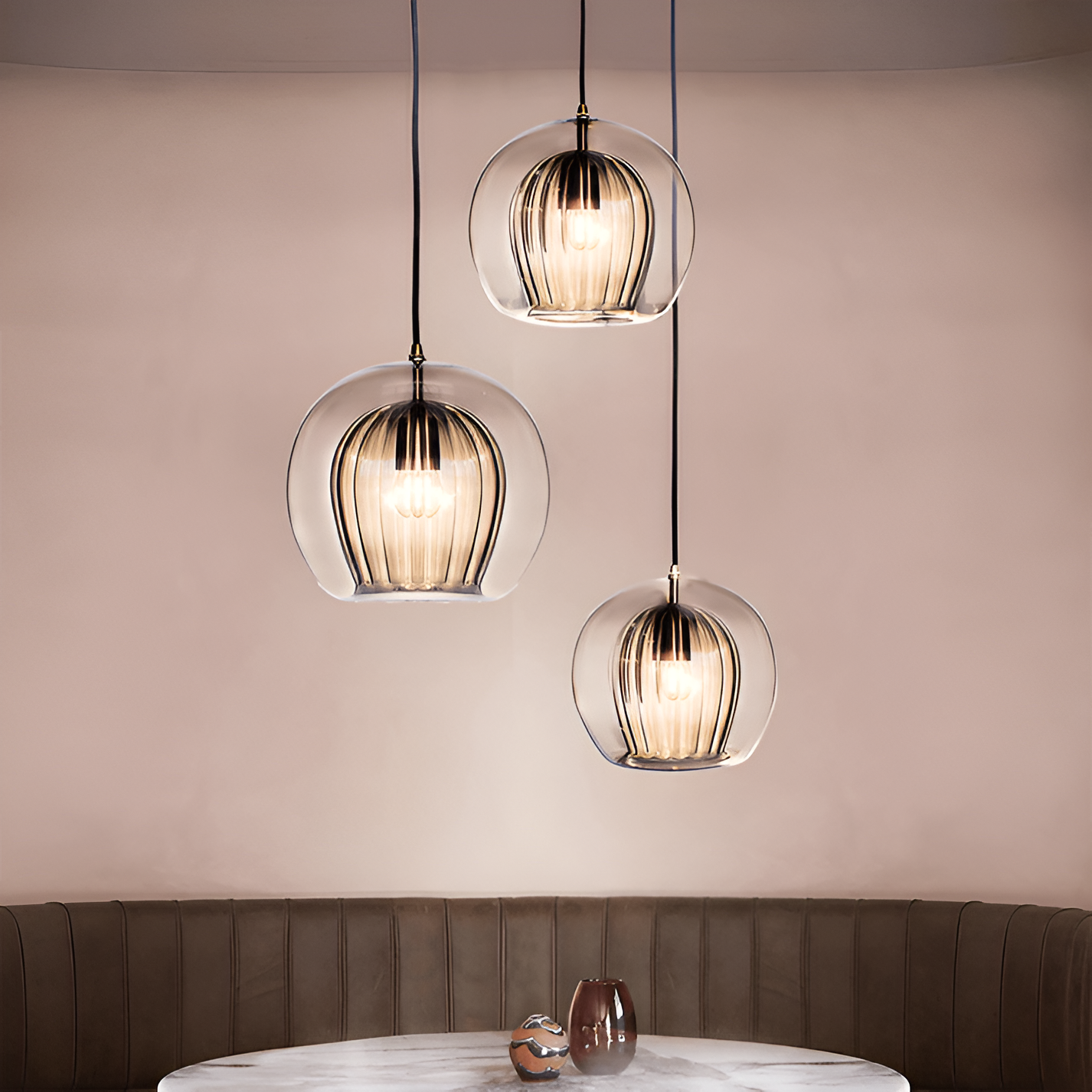Pia – Simple suspension en verre