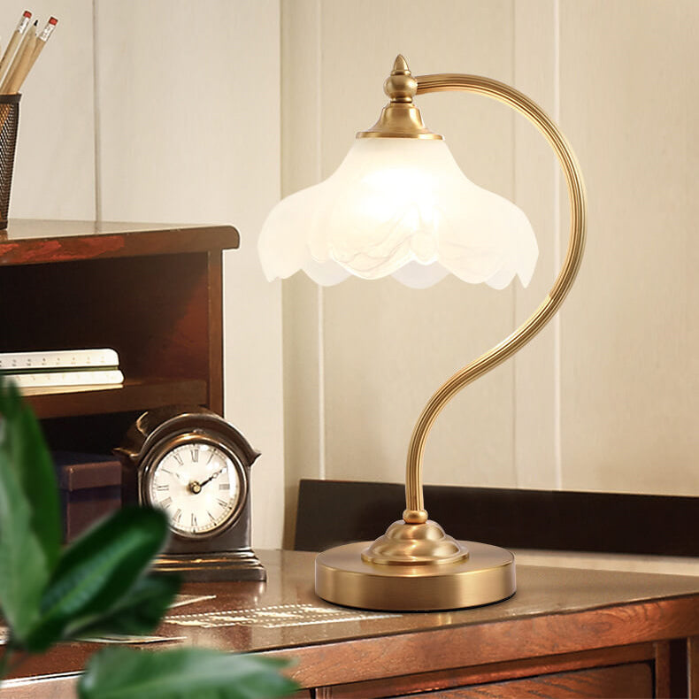 Maribel – Lampe de table vintage en laiton et verre en forme de fleur