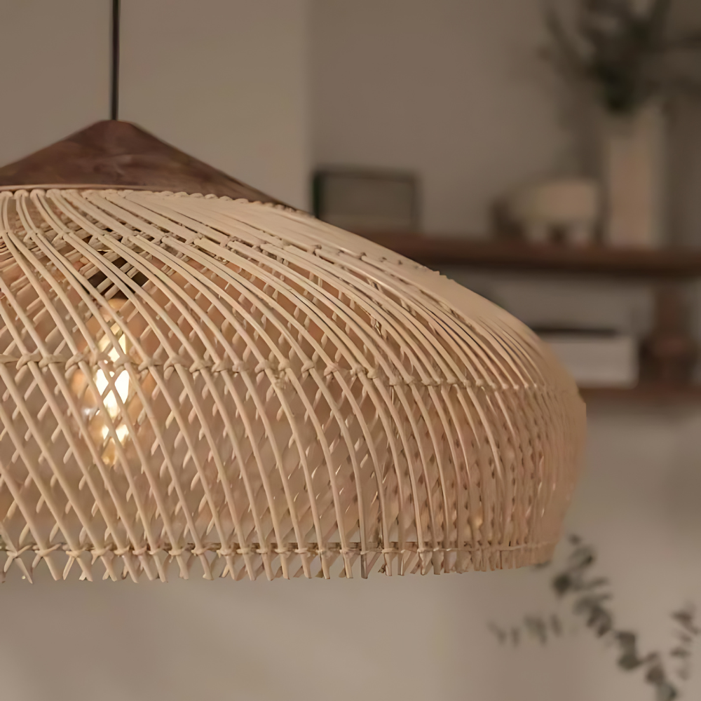 Sana – Lustre en bois et rotin