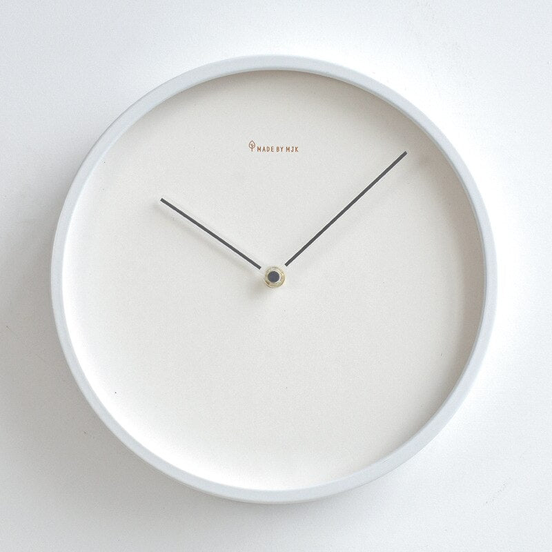 Freja – Horloge murale moderne