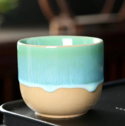 Tasse en céramique à glaçure arc-en-ciel – Pour des matins hauts en couleur