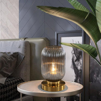 Nerida – Lampe de Table Ovale en Verre Nordique