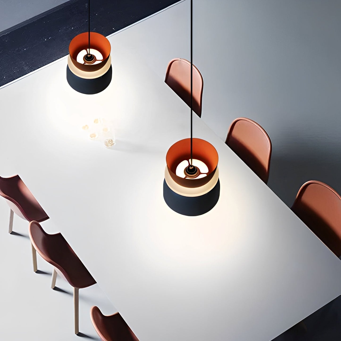 Vera – Simple et élégante lampe à trois lumières