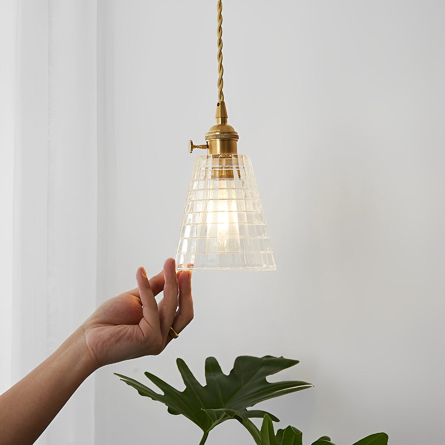 Odessa – Suspension antique en verre clair