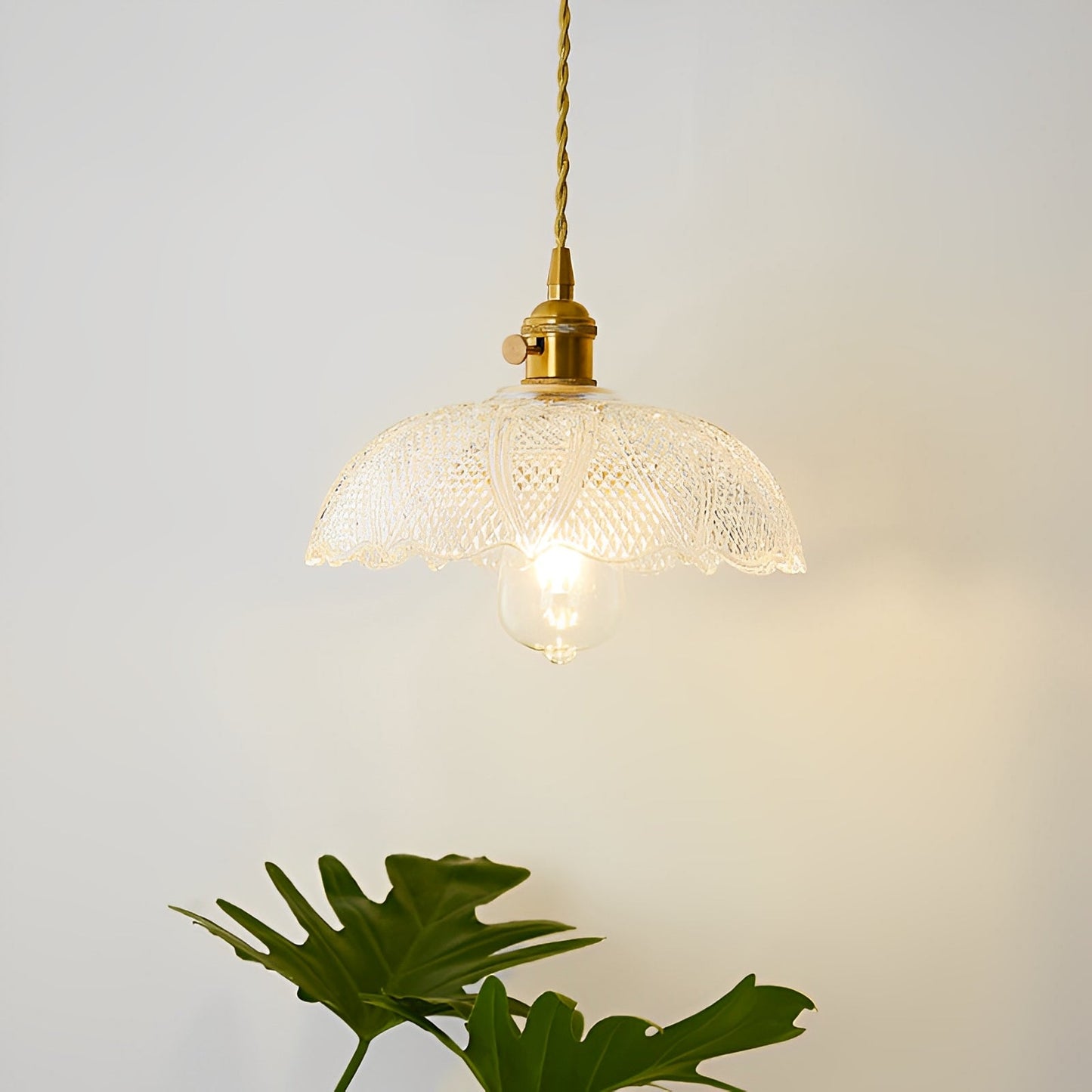 Odessa – Suspension antique en verre clair