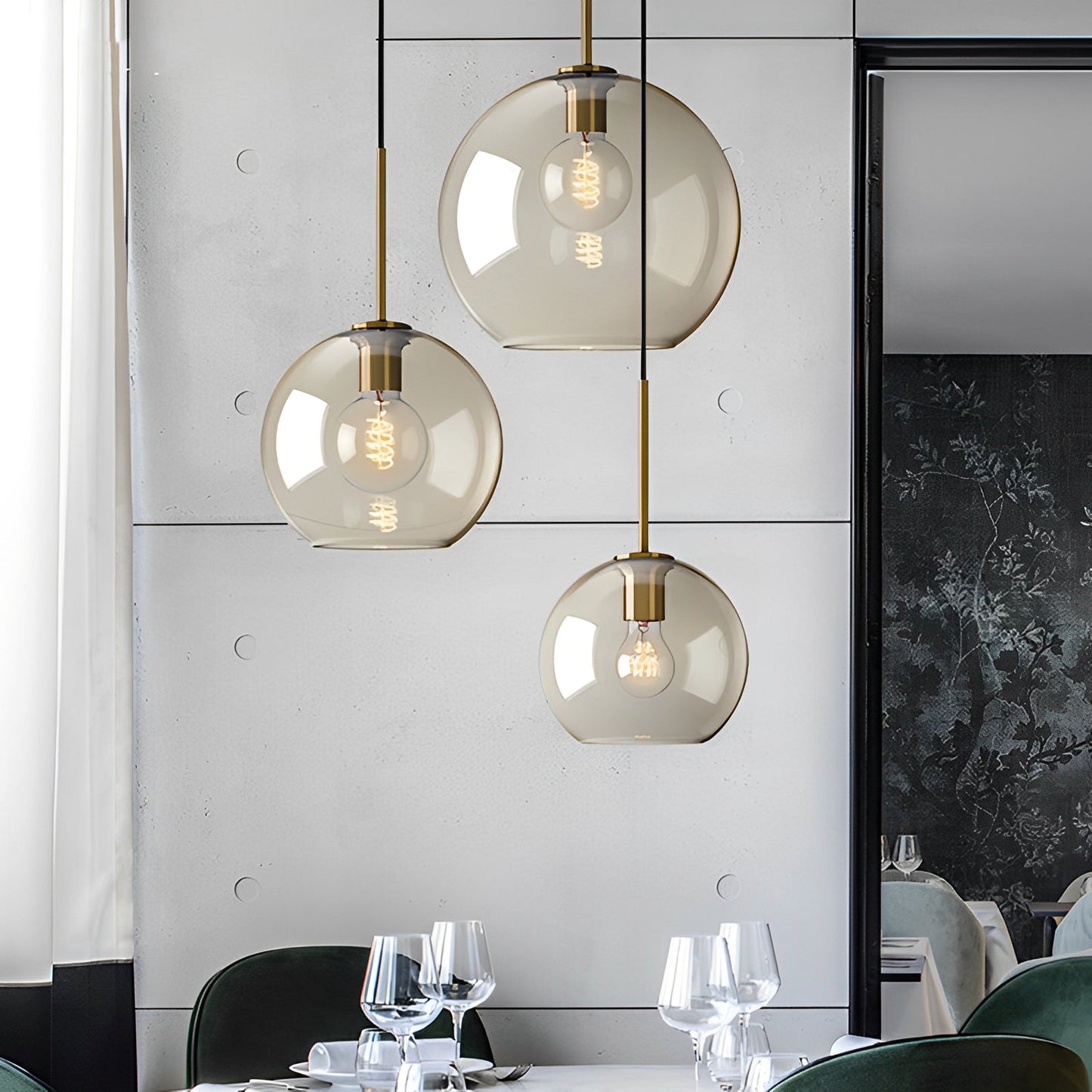 Isadora – Suspension en Verre Cognac au Style Moderne