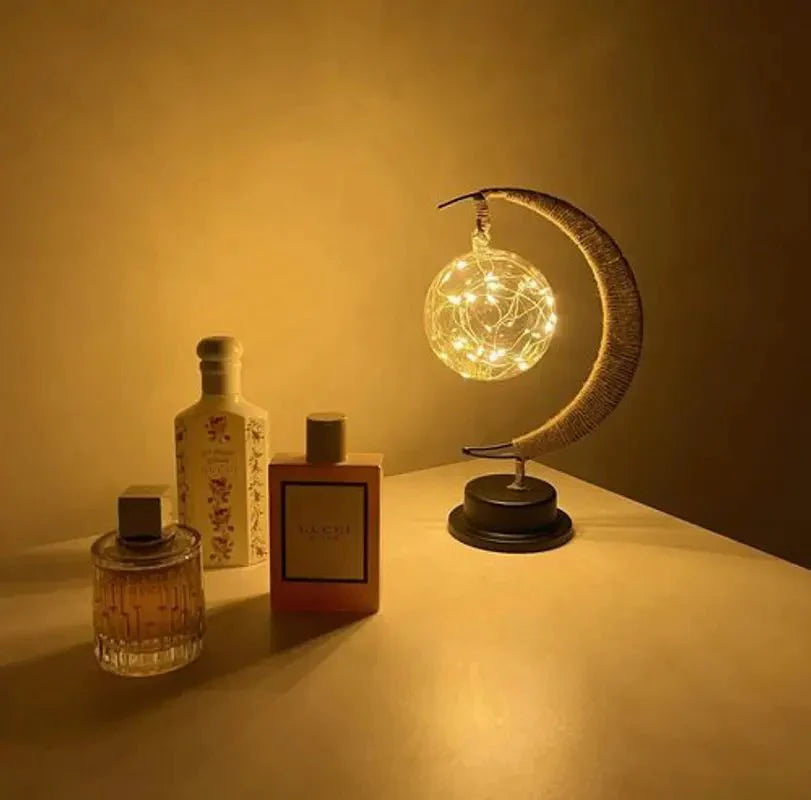 LuneMagie – Lampe LED en forme de lune avec éclat féerique
