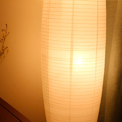 Selene – Lampe sur pied minimaliste