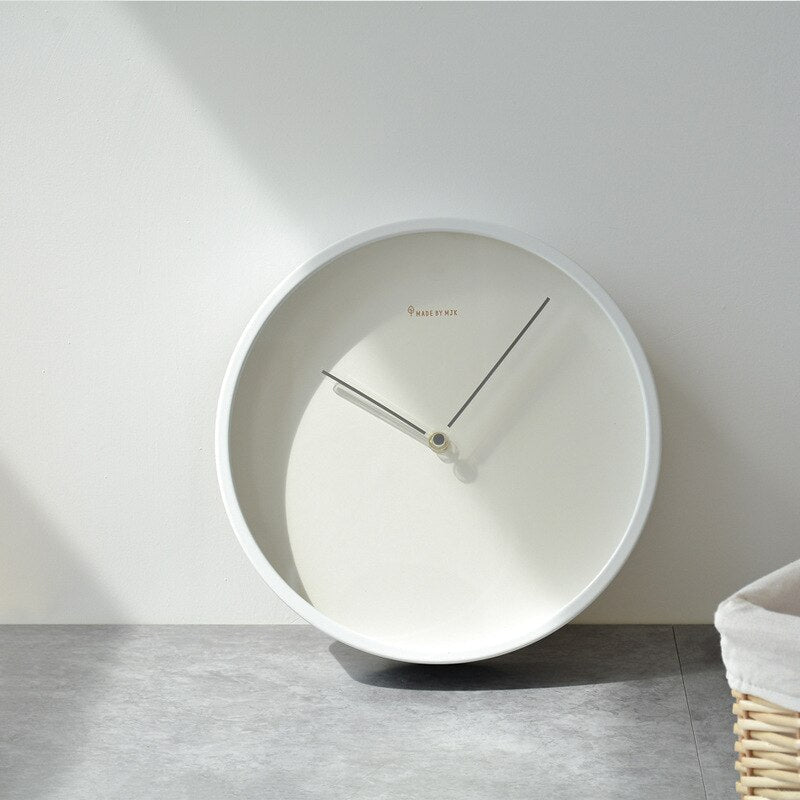 Freja – Horloge murale moderne