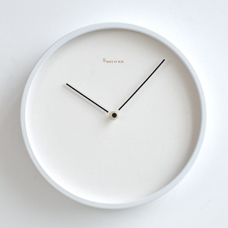 Freja – Horloge murale moderne
