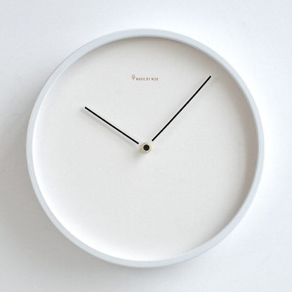 Freja – Horloge murale moderne