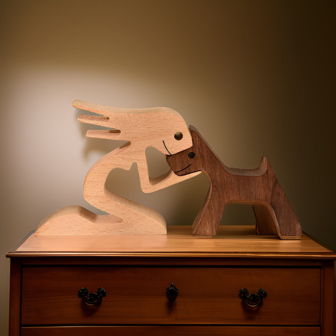 Aelix – Figurine en bois fait main