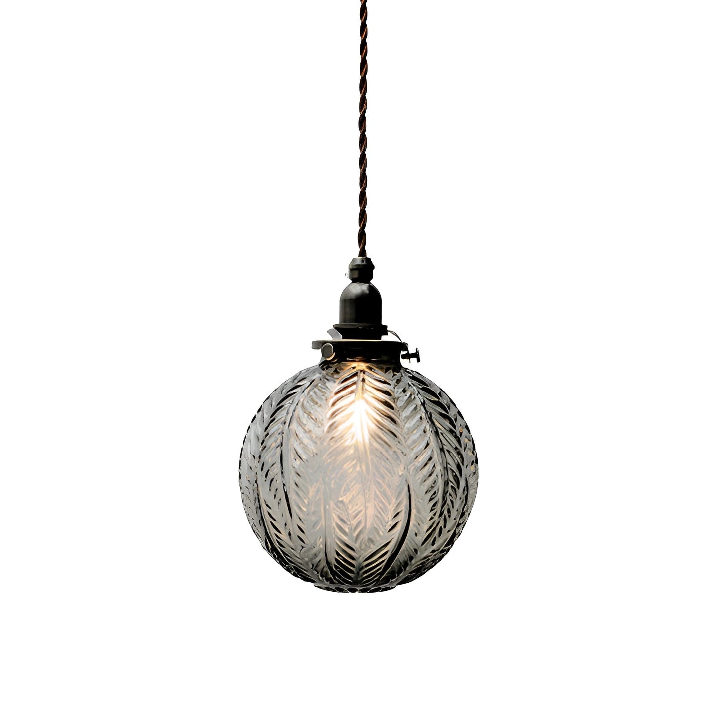 Noctura – Suspension Filigrane avec Motif de Plume