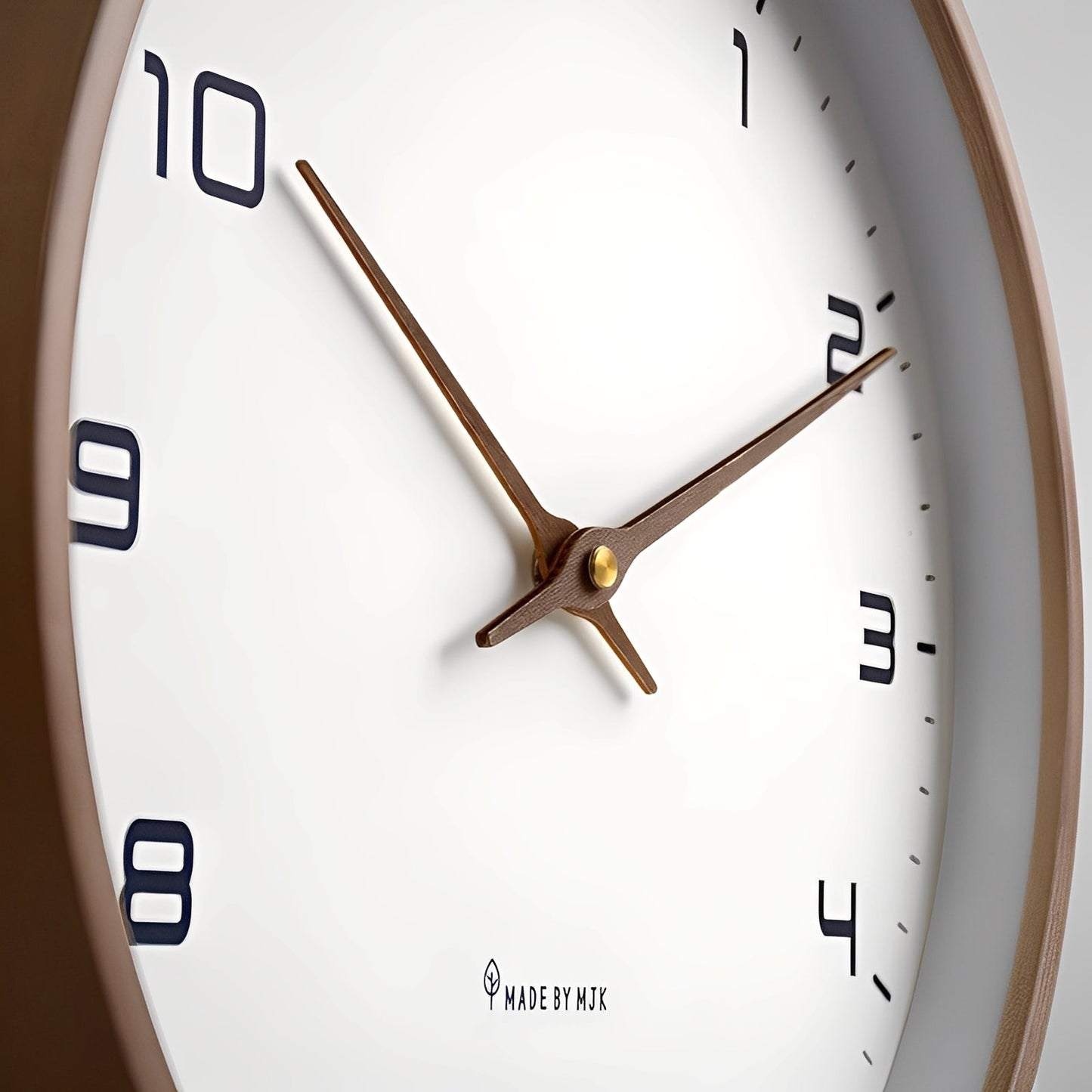 Alden – Horloge Murale en Bois Massif