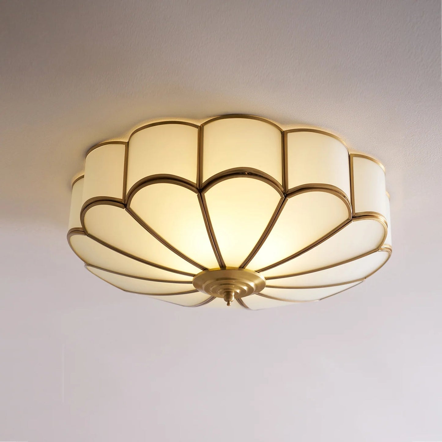 Nella – Lampe de plafond LED simple en cuivre