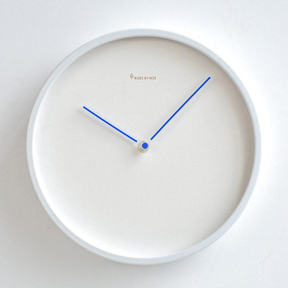 Freja – Horloge murale moderne