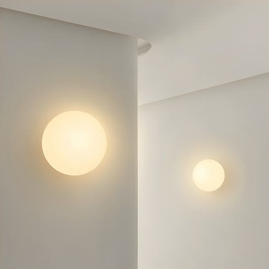 Pietas – Lampe murale en verre élégante