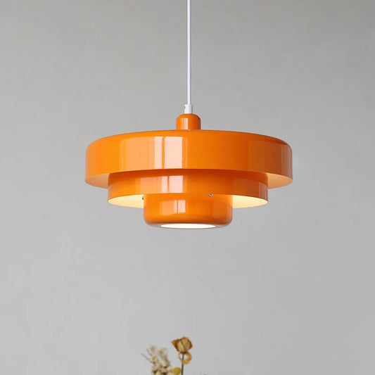 Liv – Suspension Rétro Danoise Gâteau