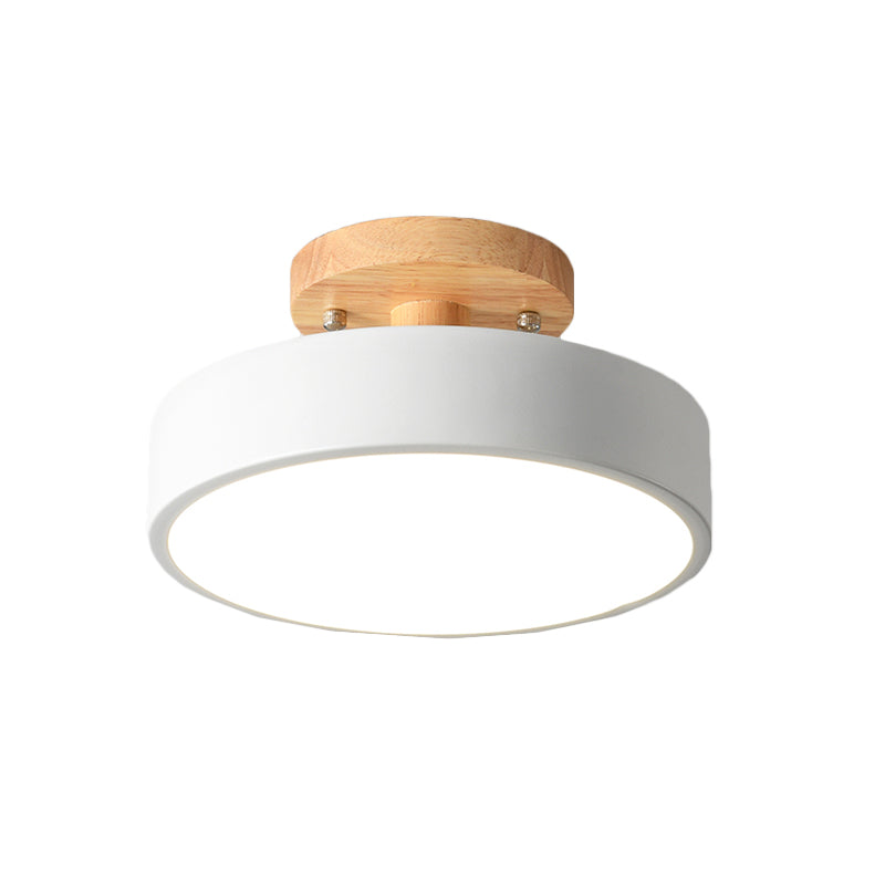 Lunira – Lampe de plafond en fer coloré avec détail en bois