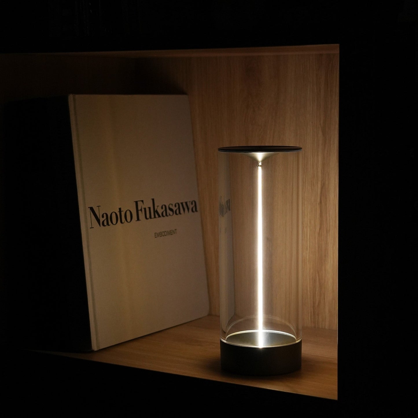 Raven – Lampe de chevet LED magnétique