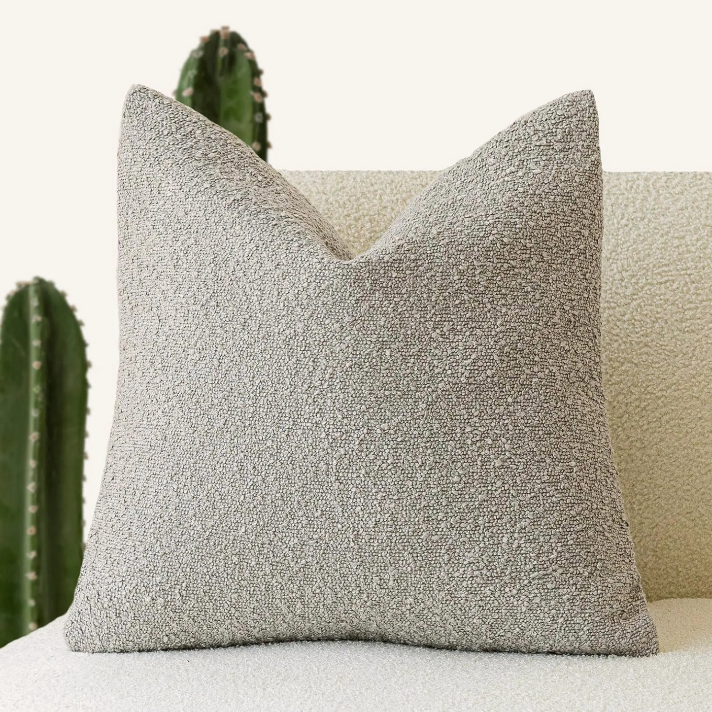Mira – Douces Housses de Coussin Bouclé