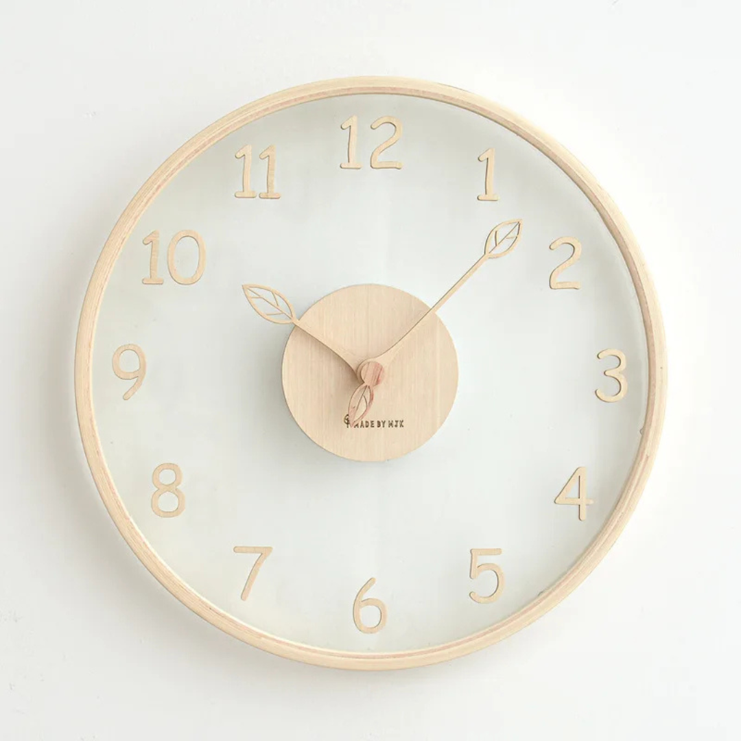 Jasmin – Horloge murale en bois et verre